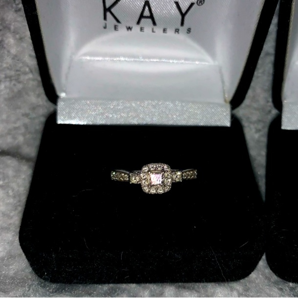 Kay jewelers engagement ring size 9